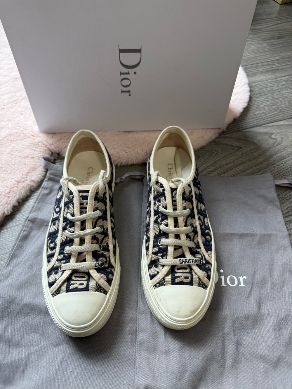 Authentic Christian Dior Walk'n'Dior
Sneakers- Oblique Embroidery(Women /Sz39)